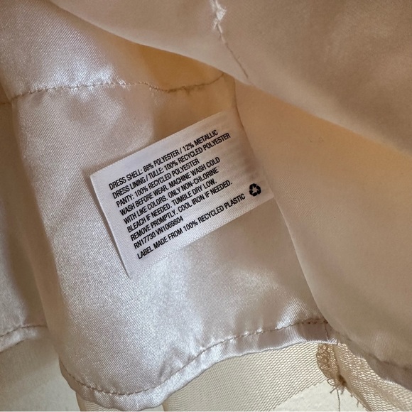 4/$20 Cat & Jack Gold Dress 3-6M - Picture 5 of 9